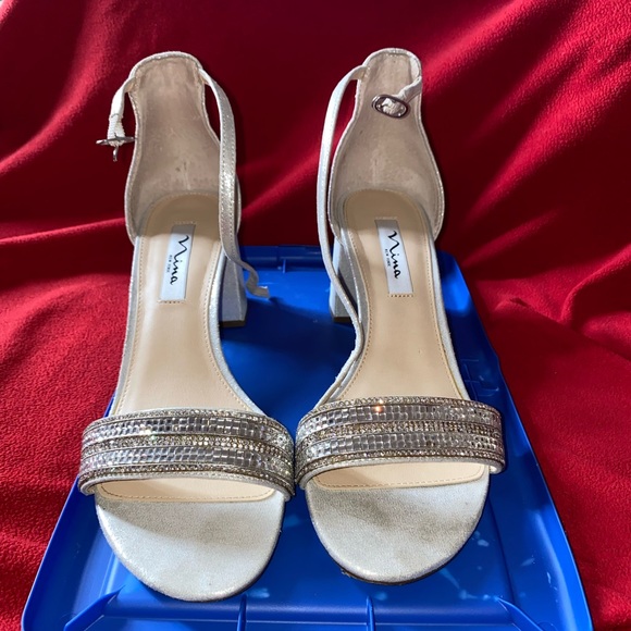 Silver Rhinestone Mid Heels - Picture 2 of 3